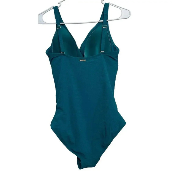 Sea Level NWT’s Honeycomb Cross Front One Piece. Size 6 - Picture 2 of 9